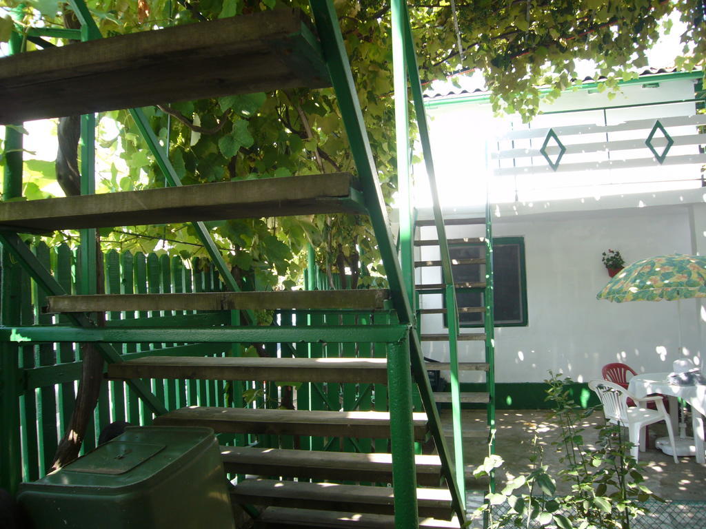 Apartamente Pinciuc คอสติเนช ภายนอก รูปภาพ